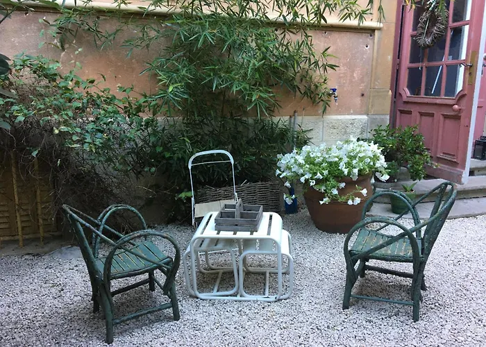 Nuit Au ChâteauBB Hotel